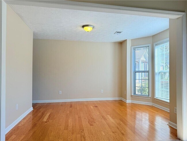 Photo - 975 Brushy Creek Ct