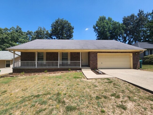 Building Photo - 309 Shadow View Dr