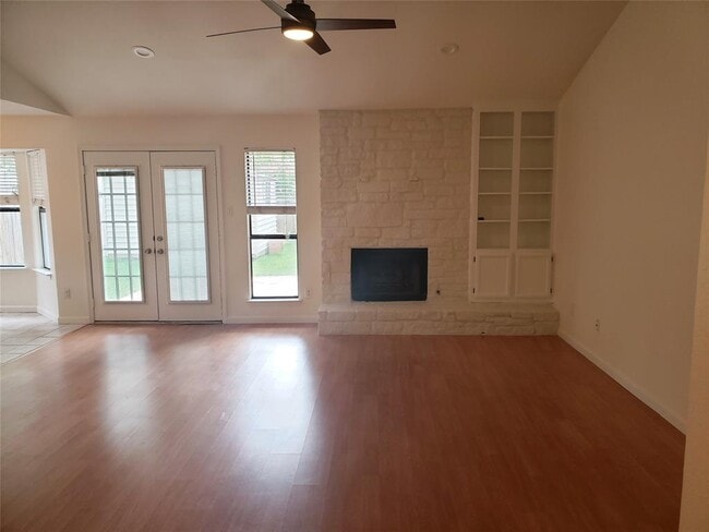404 Oakridge Pass