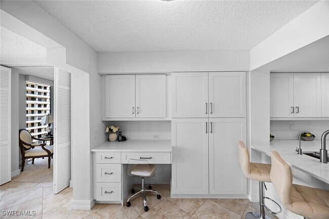 Building Photo - 4401 Gulf Shore Blvd N Unit C-804