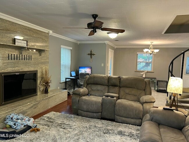 Photo - 14008 Dundeewood Rd