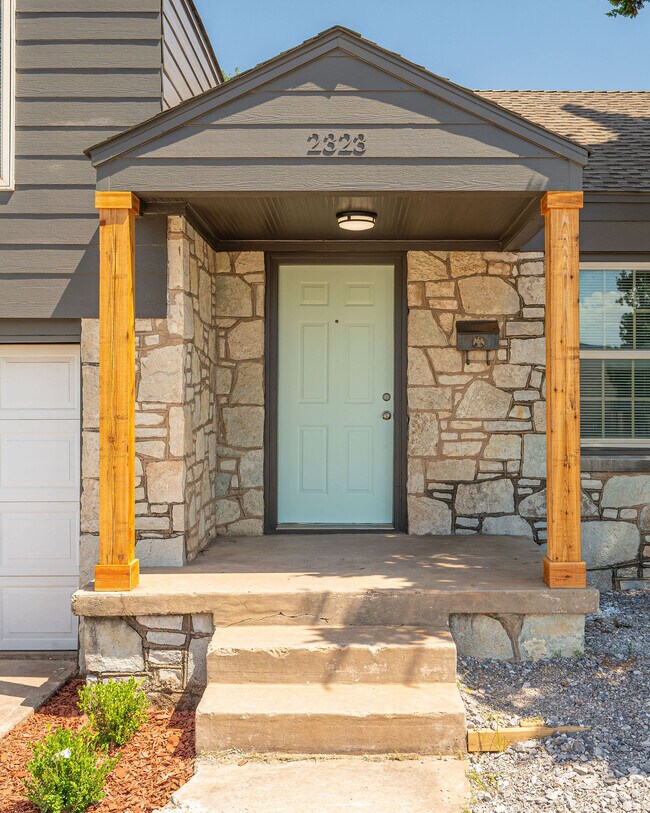 Photo - 2323 NW 10th St