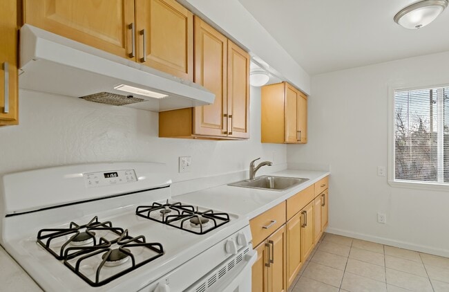 300 McKenzie Dr Unit C