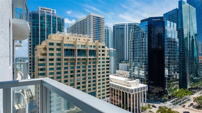 Photo - 1060 Brickell Ave Condo Unit 1811