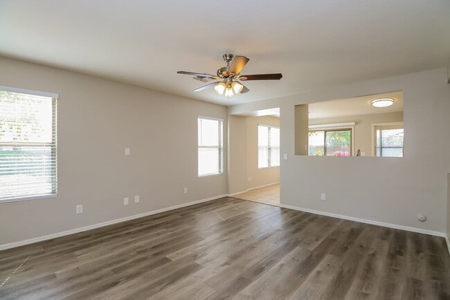 Photo - 1080 S Bogle Ct
