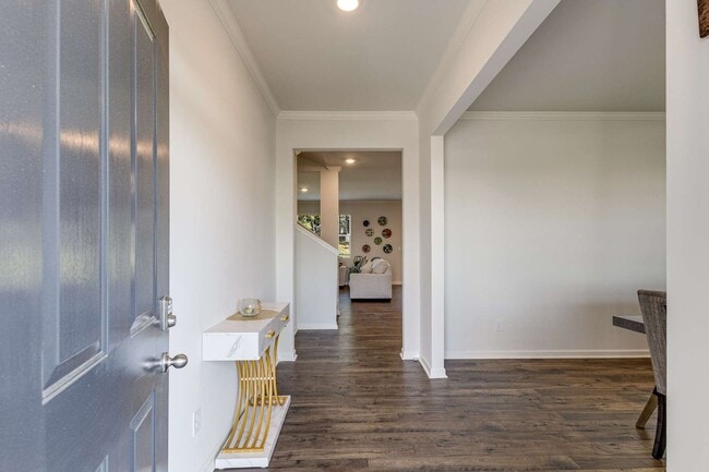 Photo - Like New - First Class Amenities