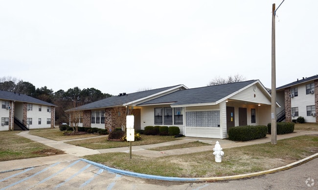 Photo - Lakeview Manor