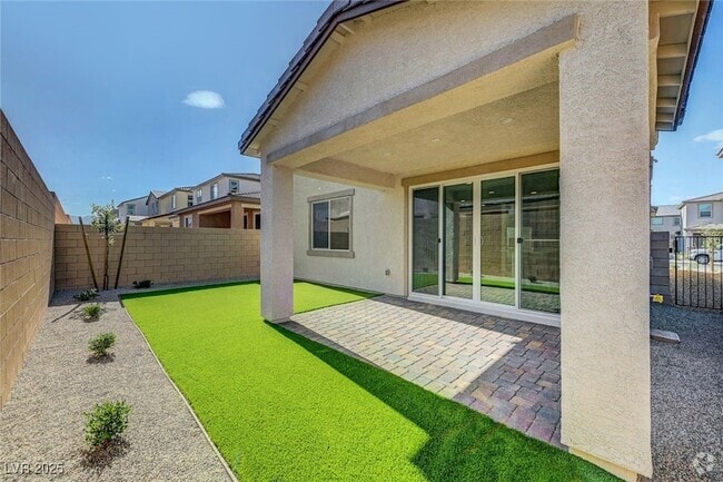 Building Photo - 9885 Angel Valley Dr Rental