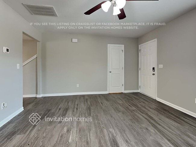 2402 King Malcolm Ln