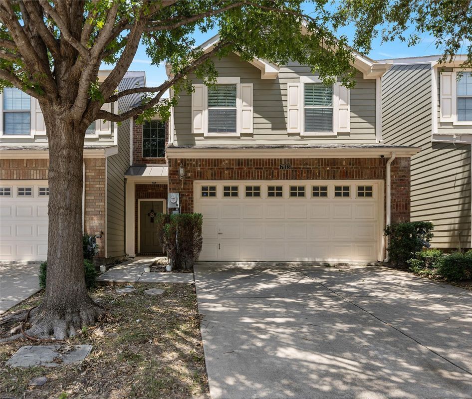 Photo - 7913 Hannah Street