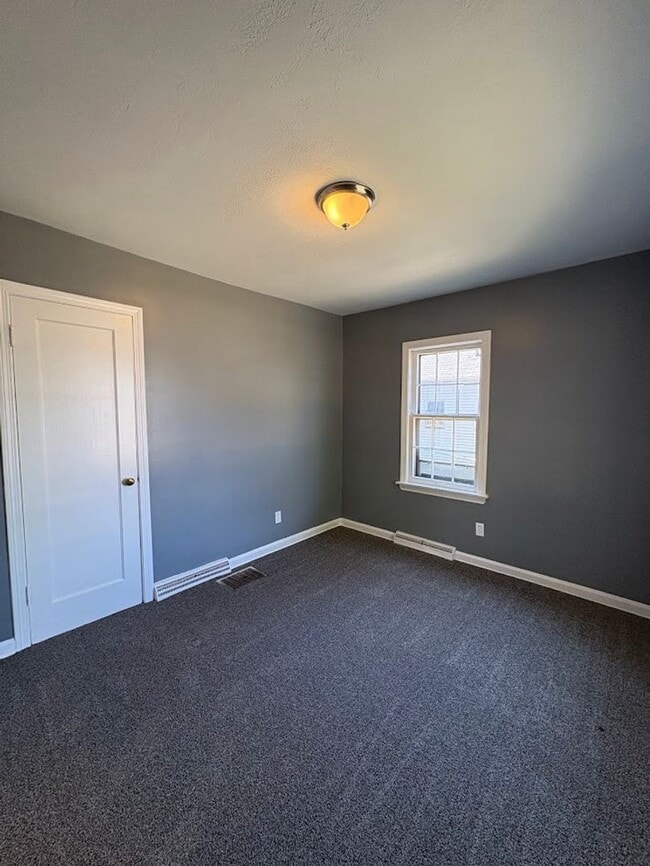 Photo - Two bedroom one bathroom home for rent