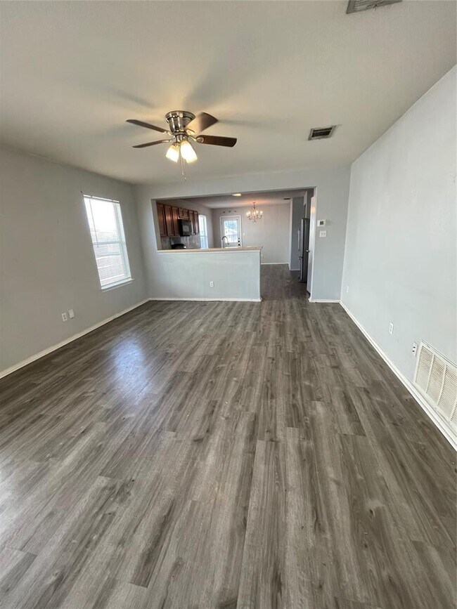 Photo - 6605 Plains Crest Dr