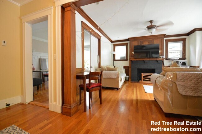 7 Addington Rd Unit 1