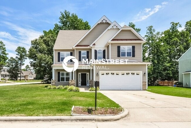 Building Photo - 4 Bedroom Pet-Friendly Home in Clayton, NC with Main Street Renewal