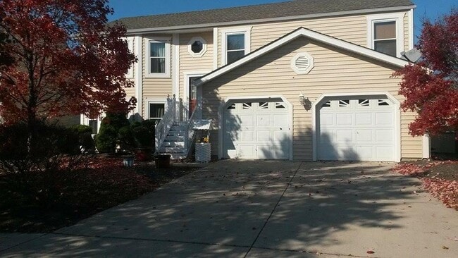 Building Photo - 2108 Carrollton Dr Rental