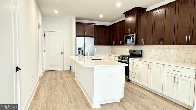 Photo - 18104 Donatello Dr