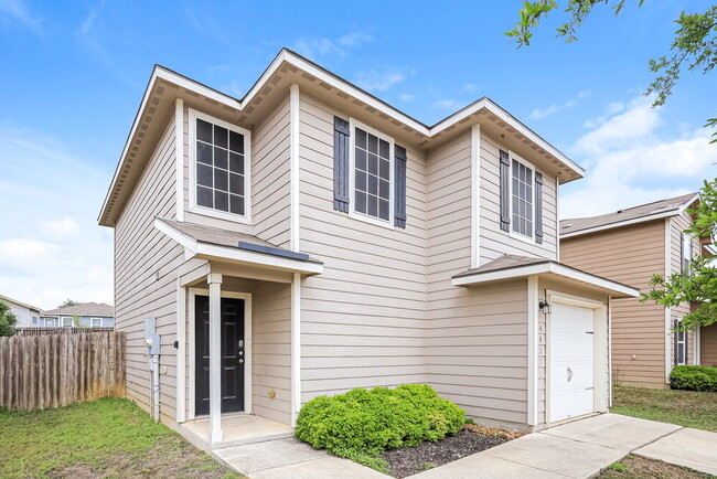 Photo - 6427 Woodcliff Bnd