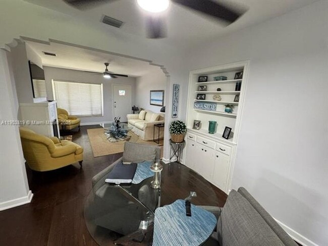 Photo - 2210 SW 25th St