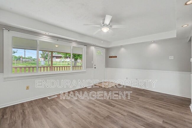 Photo - 9500 Ridgemoor Ave