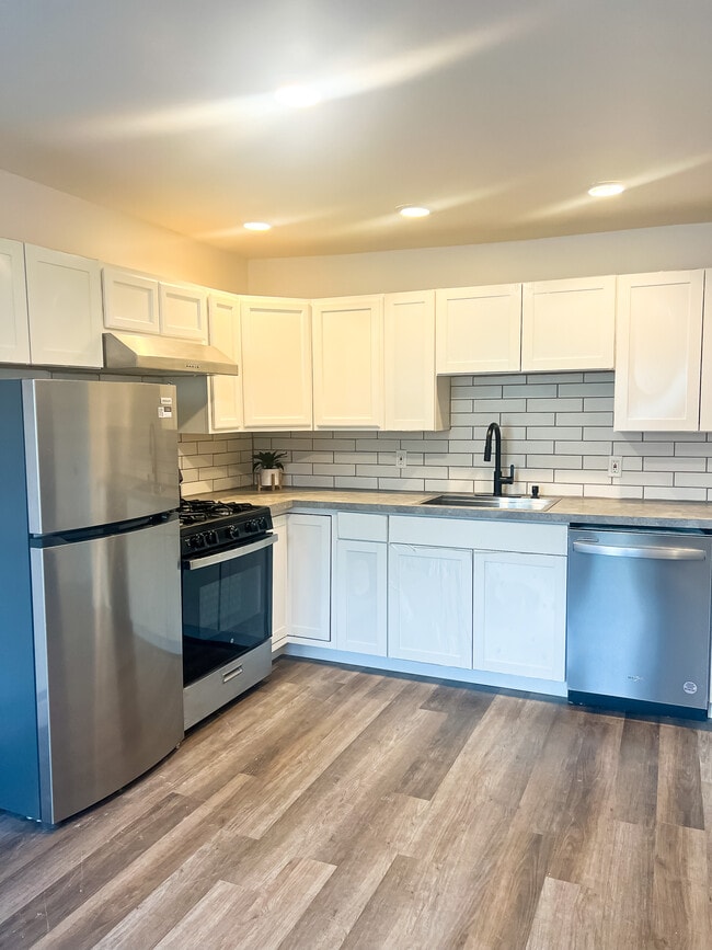 Photo - 239 William St Unidad 2