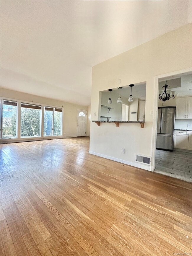 Photo - 3 Soundview St