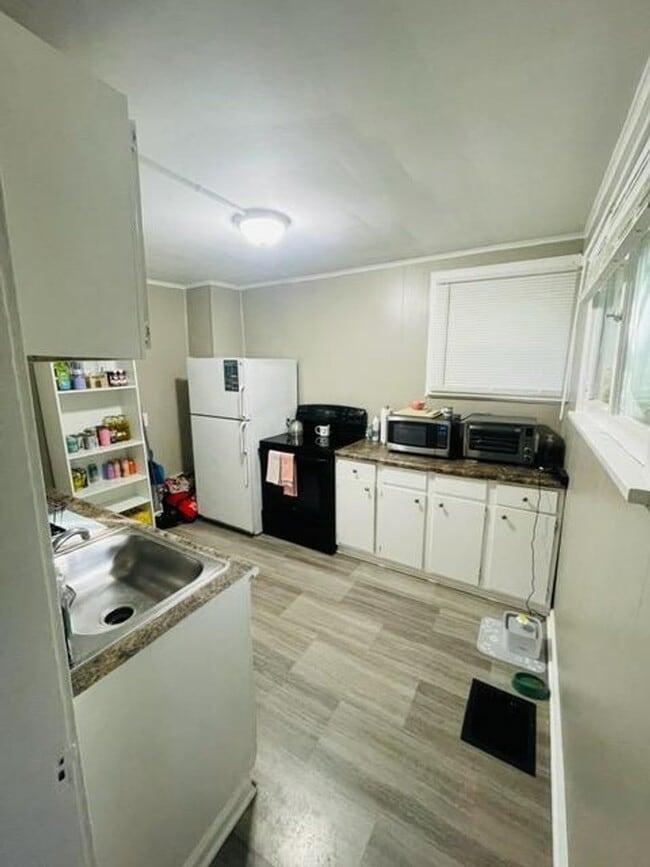 Photo - 108 1/2 W Filbert Street Unit 002