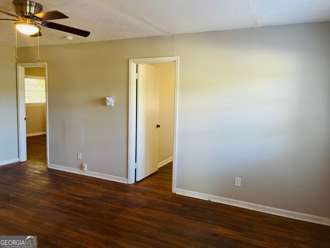 Photo - 531 Locke St