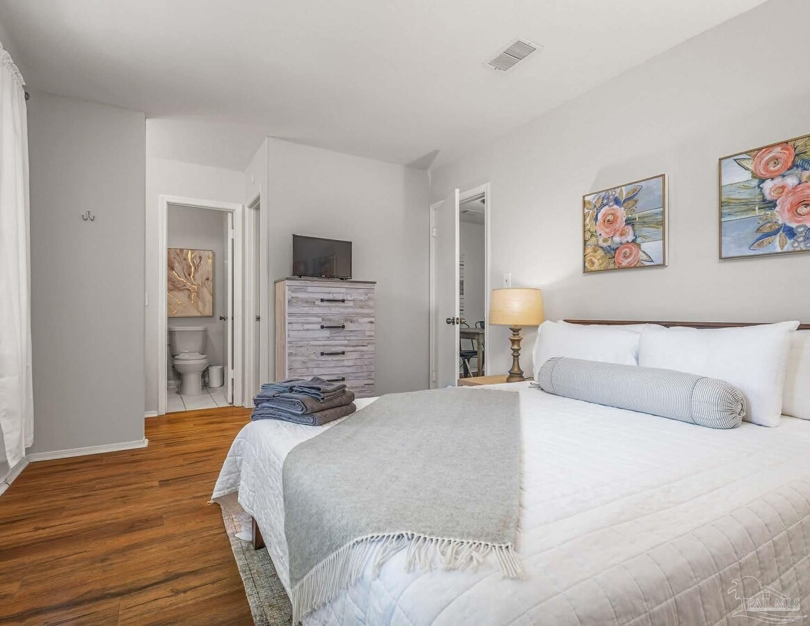 Photo - 4132 Baywoods Dr