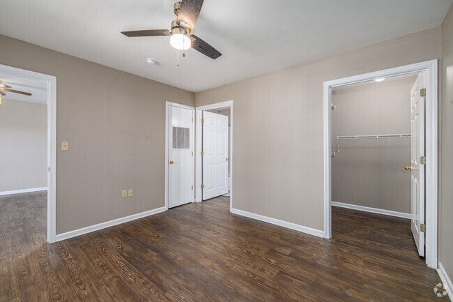 1BR, 1BA - 661SF - Bedroom - Residences at Sherwood
