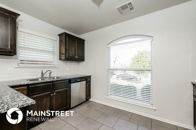 Photo - 4116 NW 154th St