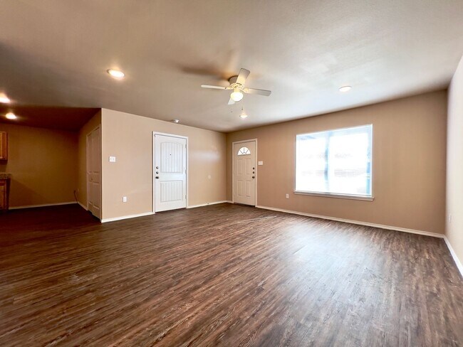 Photo - 2509 N Ave N