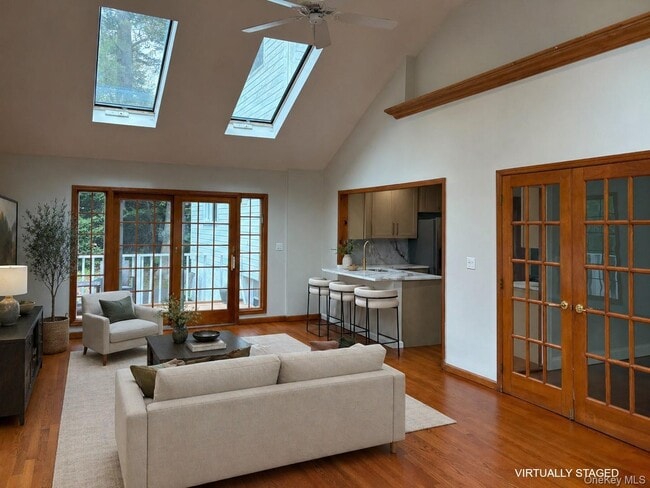 Building Photo - 177 Puritan Dr