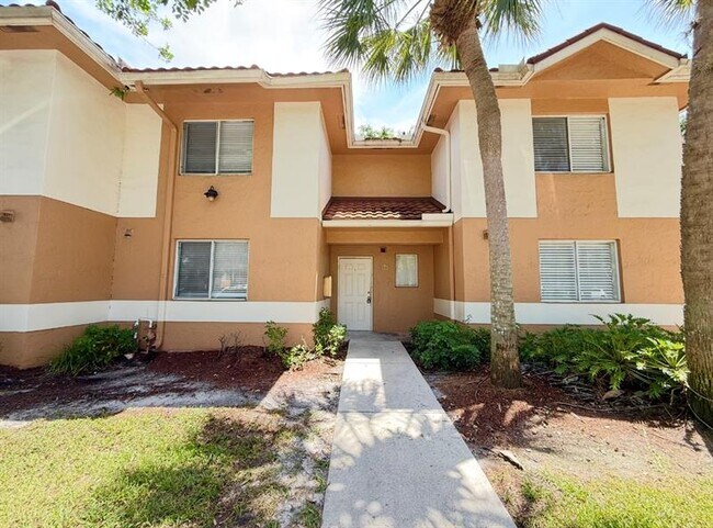 Photo - 796 NW 91st Terrace Unidad 796