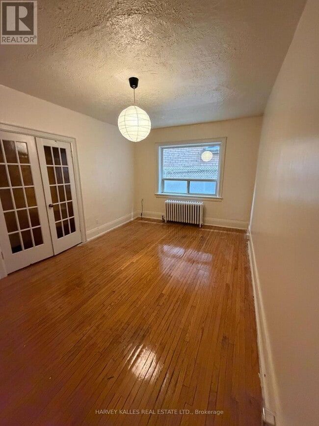 Photo - 105 Kenwood Ave Unit #103