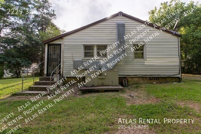 Photo - 2229 3rd St NE