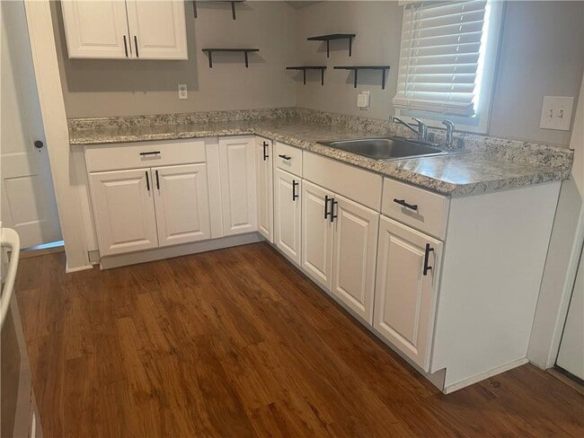 Photo - 487 Ten Rod Rd Unidad 2