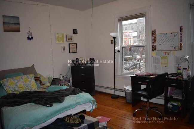 Photo - 129 Saint Alphonsus St Unit 2
