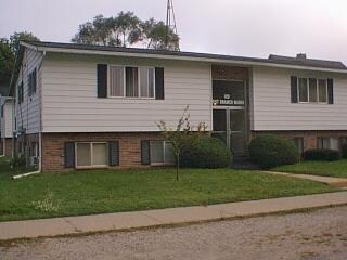 Photo - 119 Carpenter St Apartments