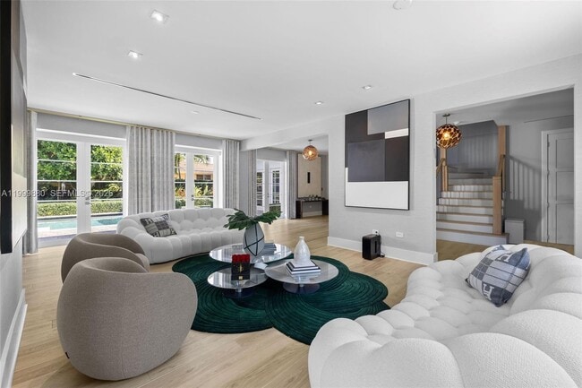 Photo - 2887 Pine Tree Dr