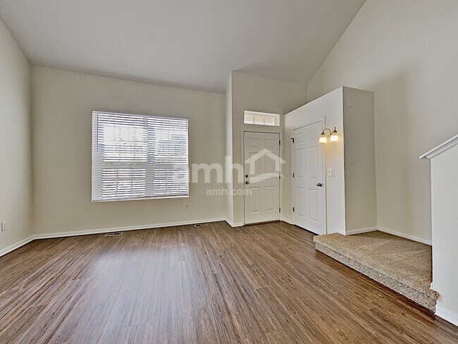 Photo - 9853 E 112th Dr