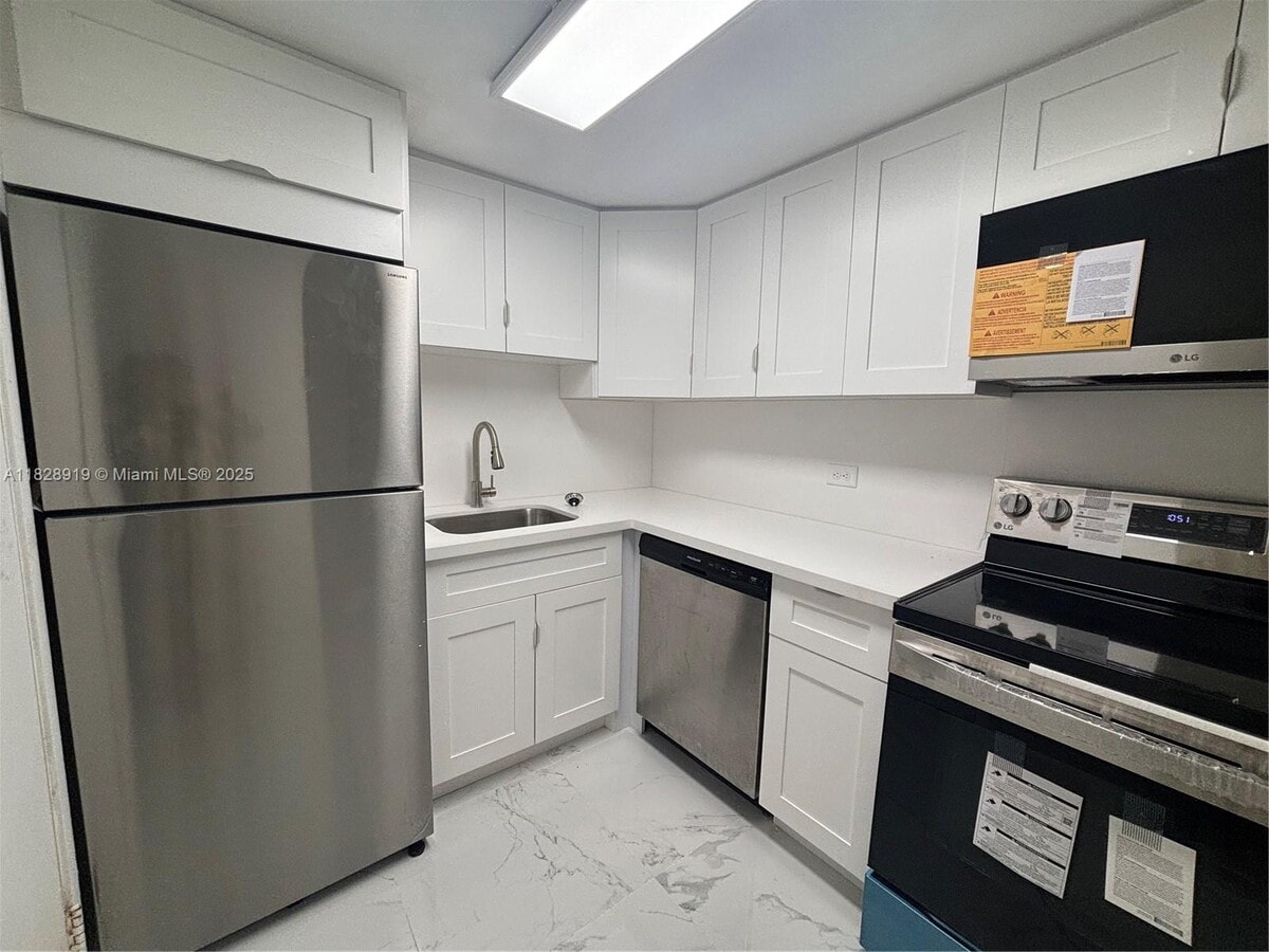Photo - 905 Brickell Bay Dr Condo Unit 1823