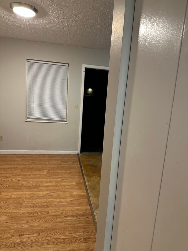 Photo - 2536 Sandbury Blvd