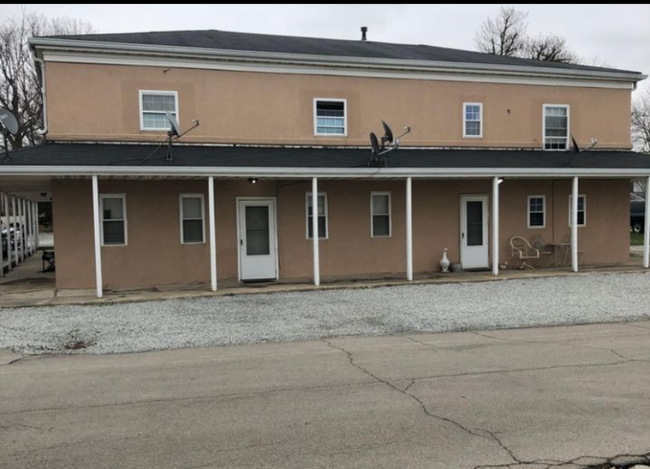 Building Photo - 135 Meridian St Rental