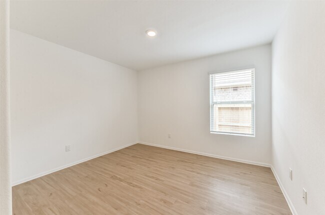 Photo - 24218 Breckenridge Pass Ln