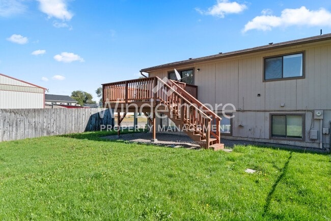 Photo - 506-508 S Skipworth Ct