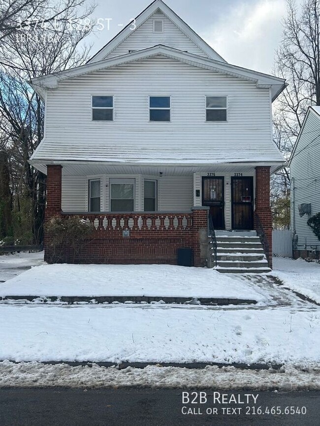 Building Photo - 3374 E 128th St Unit 3 Rental