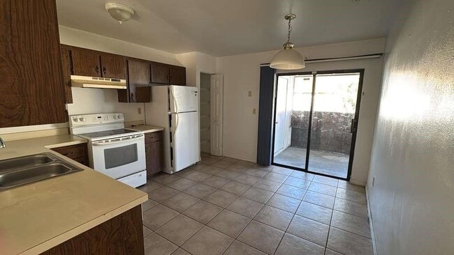 Photo - 703 Platypus Ct