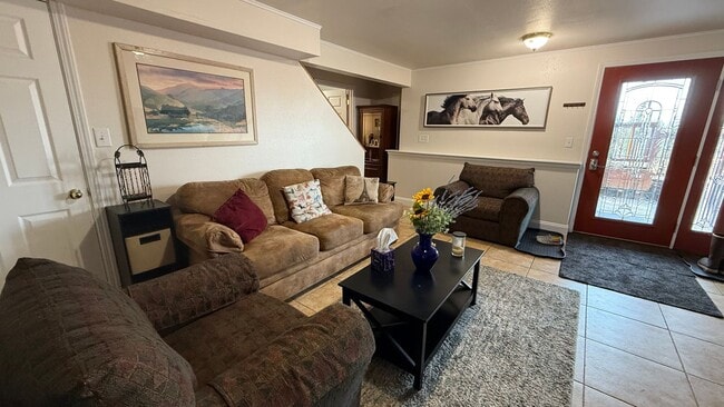 Photo - Country living on the Hillside of Anchorage!  (2) Bed, (1) Bath furnished unit!