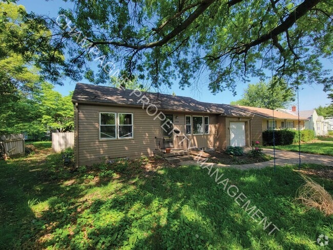 Building Photo - Newly Remodeled 3 Bed 2 Bath Single Family... Rental