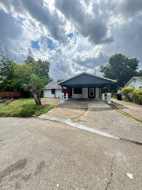 Photo - 1442 Silverdale St